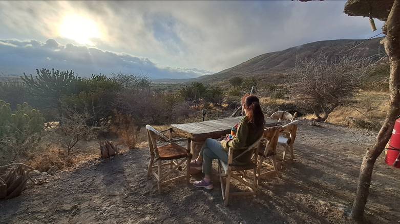 Smeštaj, kuća pećina iznutra u Masai Lodge-u